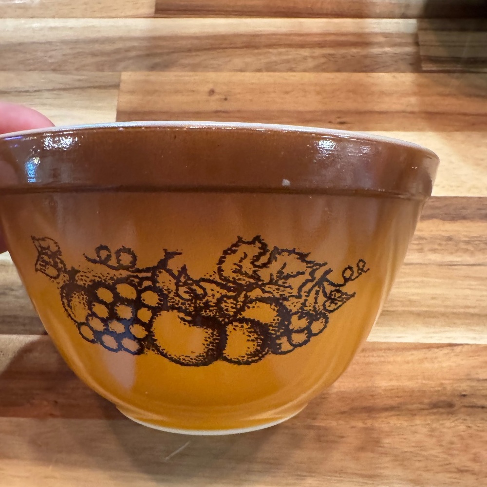 PYREX OLD ORCHARD 401